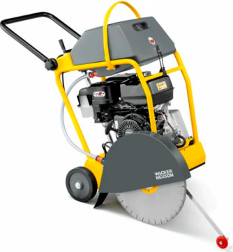 Резчик швов Wacker Neuson MFS-1350CE в прокат в Барнауле. У нас лучшая цена за сутки! Возможность взять в аренду с выгодной скидкой до 40% при экспресс доставке 24/7. И помните, ночью стоимость еще дешевле на 30%! #арендапрокат #виброплита #выгодно