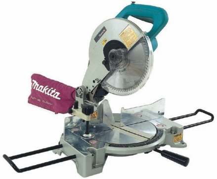 Торцовочная пила Makita LS1040 в прокат в Барнауле. У нас лучшая цена за сутки! Возможность взять в аренду с выгодной скидкой до 40% при экспресс доставке 24/7. И помните, ночью стоимость еще дешевле на 30%! #арендапрокат #виброплита #выгодно